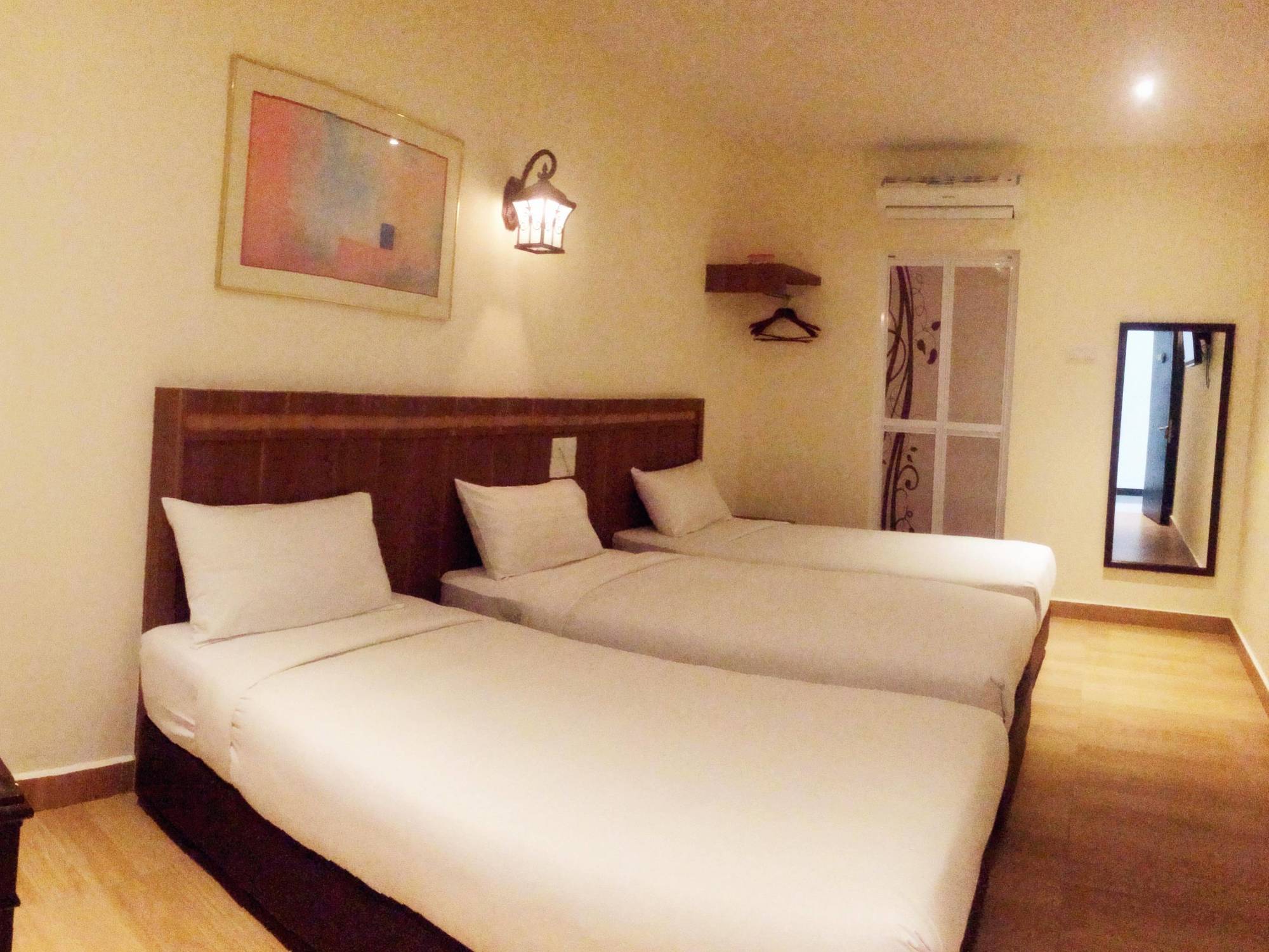 Super Oyo 596 The Vintage Hotel Johor Bahru Extérieur photo