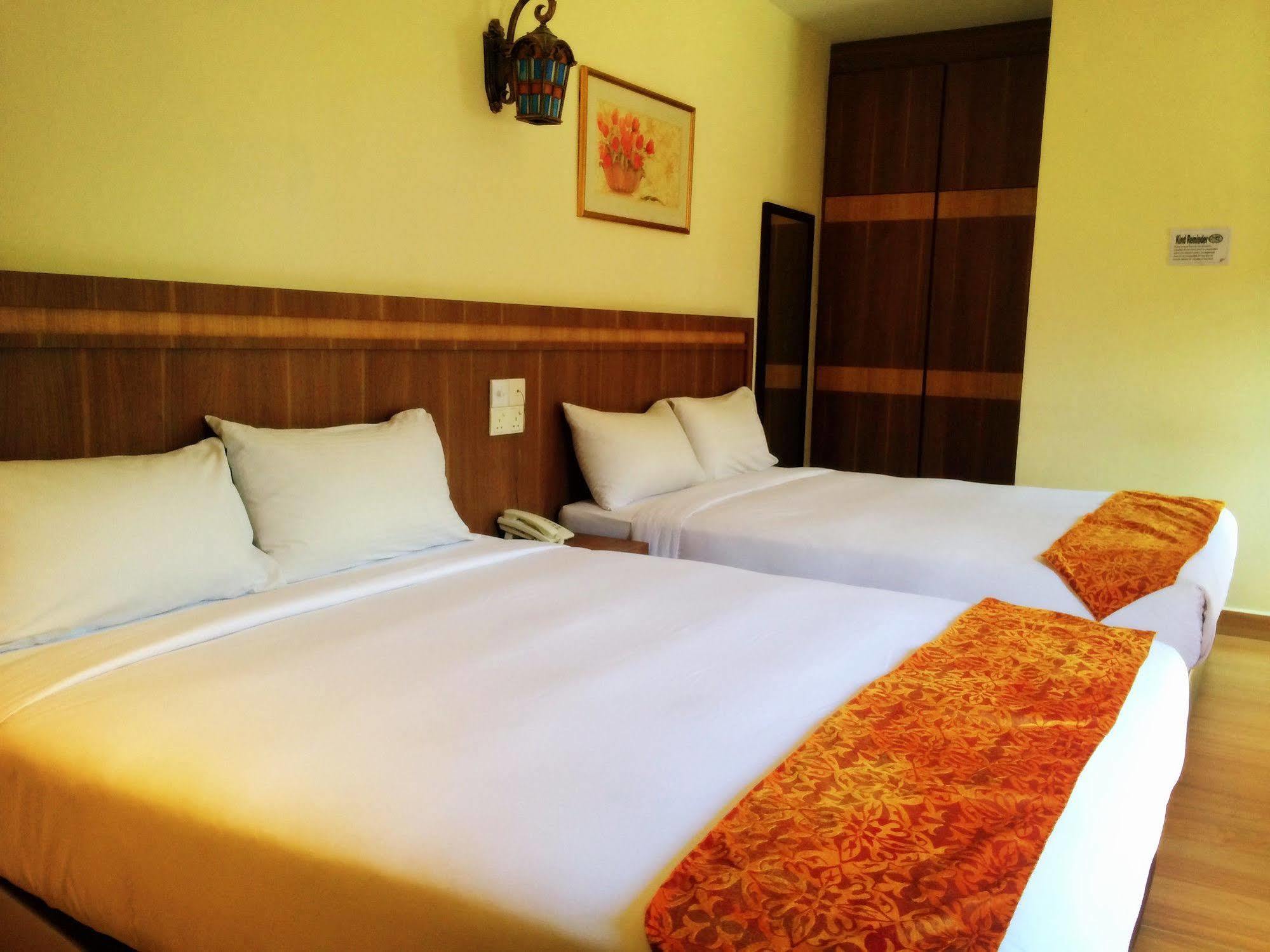 Super Oyo 596 The Vintage Hotel Johor Bahru Extérieur photo